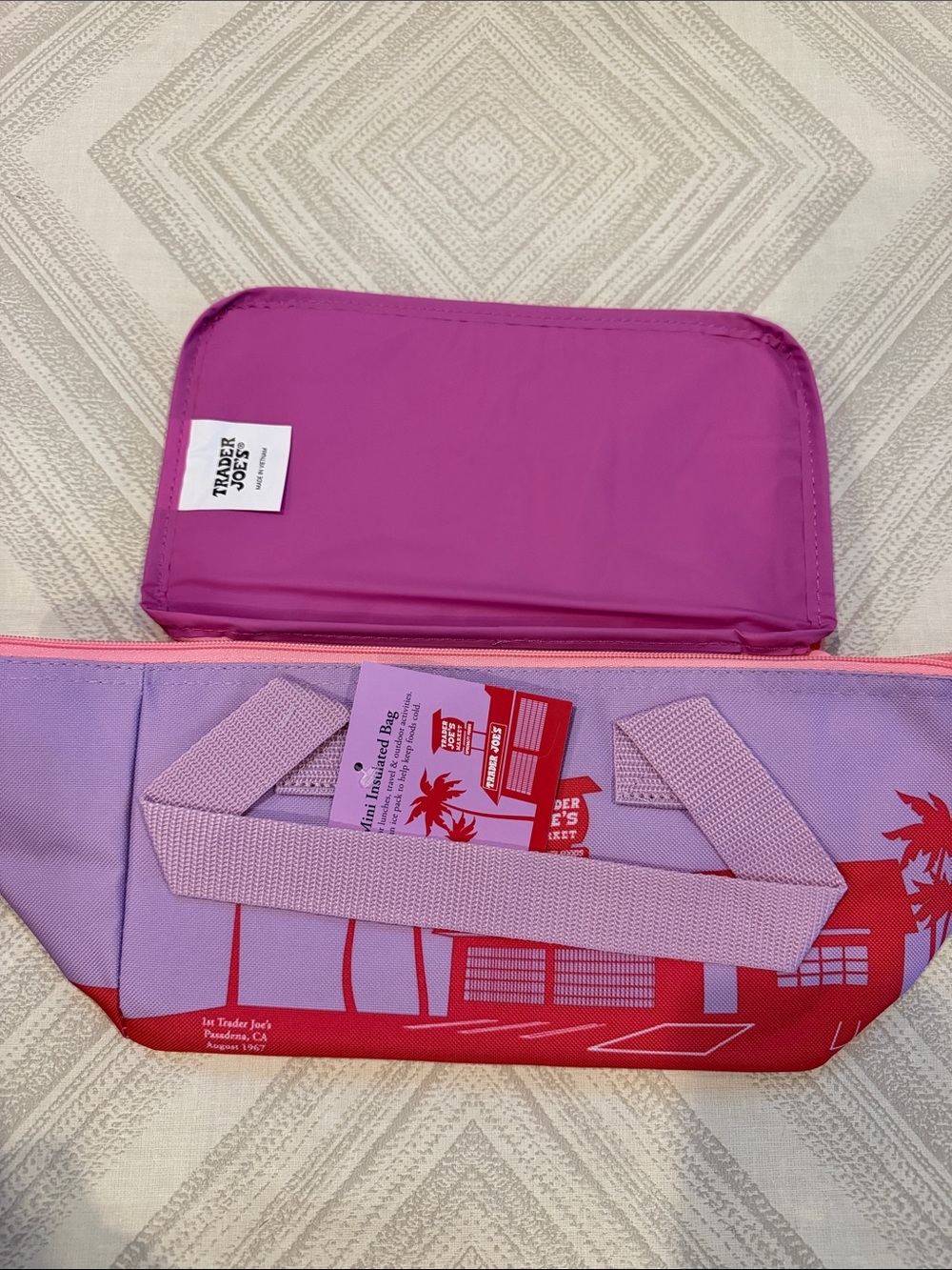 Trader Joe’s Summer 2026 Mini Insulated Lunch Bag Purple & Pink Limited Edit
